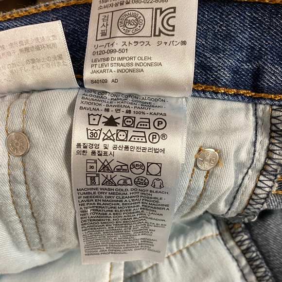 LEVIS STRAUSS & CO 516 - Picture 5 of 5